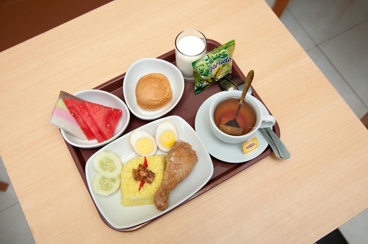 Tonitel Hotel Malioboro Yogyakarta Ngoại thất bức ảnh