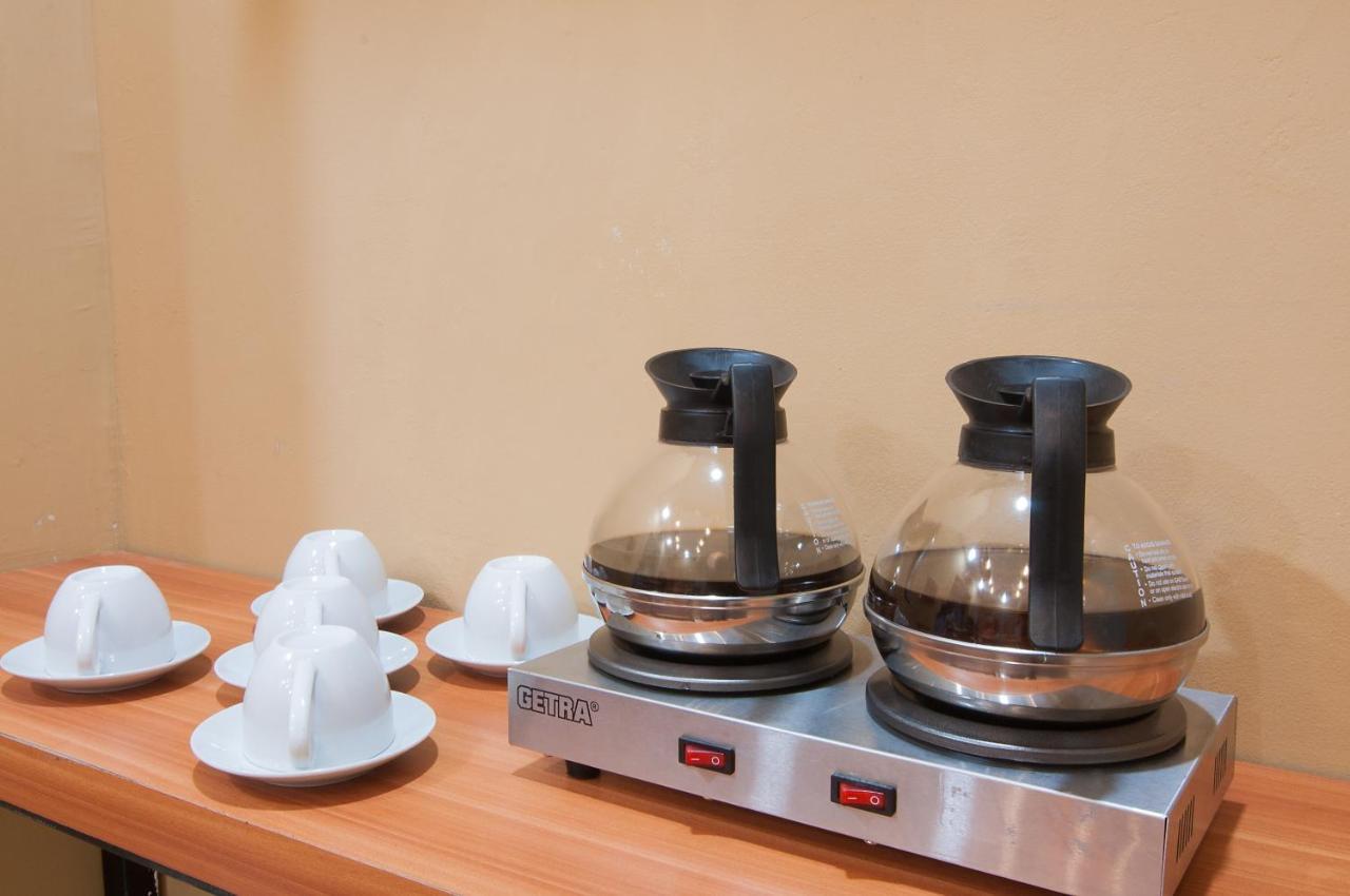 Tonitel Hotel Malioboro Yogyakarta Ngoại thất bức ảnh